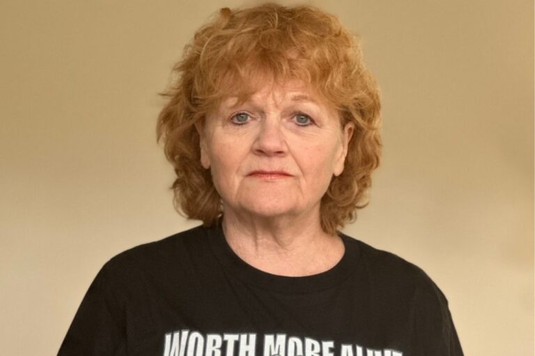 Lesley Nicol