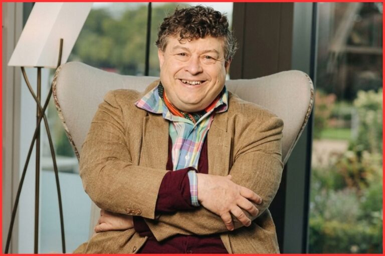 Rory Sutherland: The Mastermind of Behavioral Science and Modern Advertising Rory Sutherland